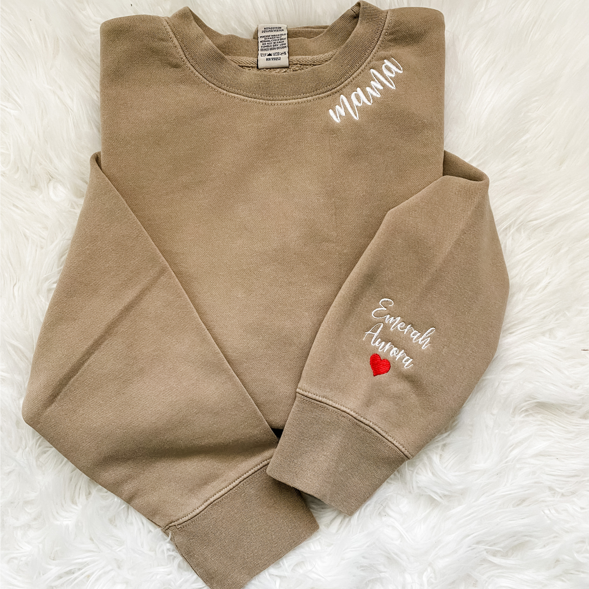 Custom Embroidered Mama Sweatshirt with You Names Unisex Be Company on Sleeves hi Clothing – 